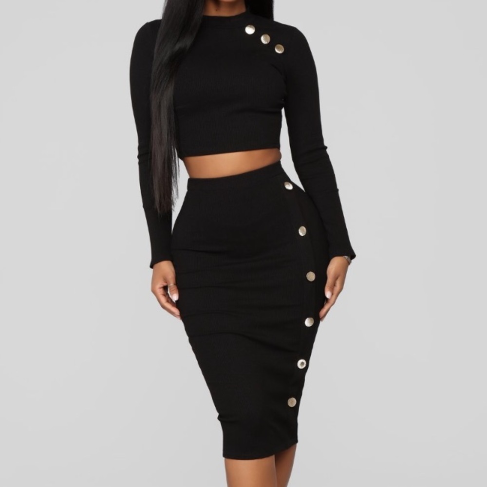 Button Pusher Ribbed Set in Black